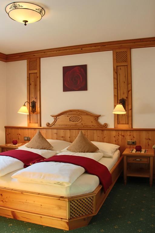 Ferienwohnung Schossleitner - Der Wohlfuehl-Ansitz Am Wolfgangsee Mit Weitblick Sankt Gilgen Chambre photo