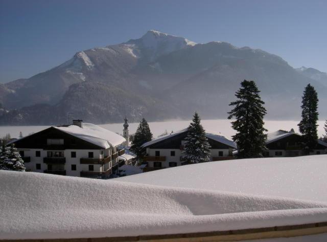 Ferienwohnung Schossleitner - Der Wohlfuehl-Ansitz Am Wolfgangsee Mit Weitblick Sankt Gilgen Extérieur photo