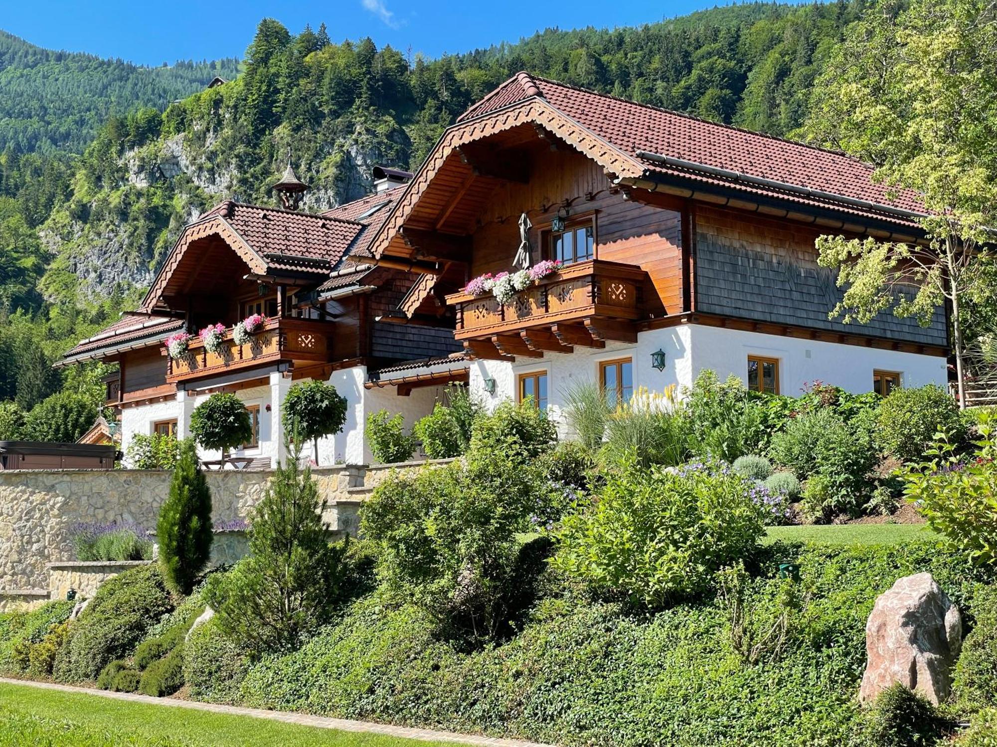 Ferienwohnung Schossleitner - Der Wohlfuehl-Ansitz Am Wolfgangsee Mit Weitblick Sankt Gilgen Extérieur photo